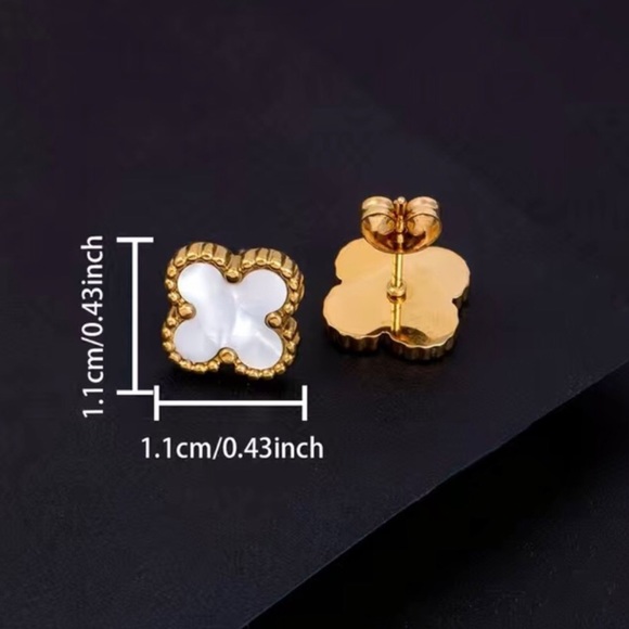White Clover Stud Earrings - Picture 2 of 6
